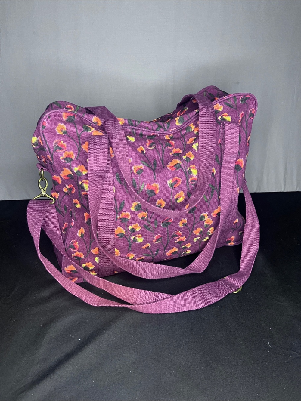 Thirty One Floral Burgundy Women's Away For The Weekender Bag
